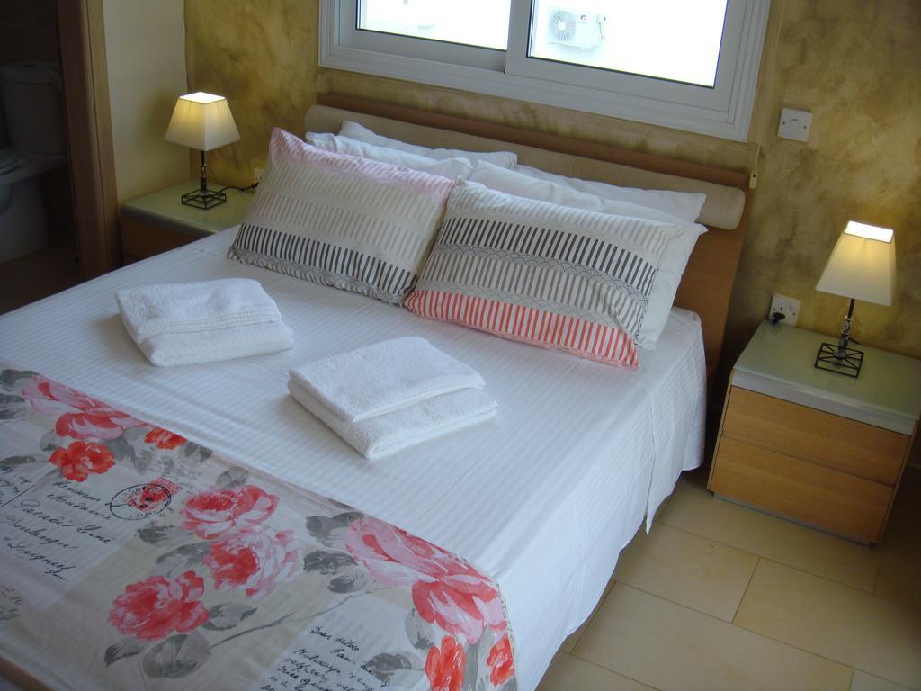Athena Villa Ayia Napa Exterior foto